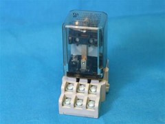 Potter & Brumfield KUP5A15 Relay 120V 50/60Hz w/ Socket 30 Days Warranty