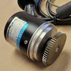 KWANGWOO RAA-101200-2101 ROTARY ENCODER WITH RECHNER IAS-10-A12-S-S SENSOR