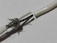 Belden 9966 22/1P Braid Shielded Twist Pair MIL-W-16878D Cable Wire White /10ft