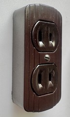 (08) Leviton Surface Duplex Power Outlets, 15A-125V, Parallel Slotted, No. 90