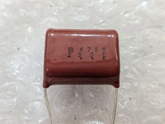 Panasonic ECQ-E2475KF Film Capacitor 4.7uF 250V 10% Radial Polyester Lot of 101