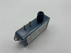 Dwyer 677B-04, Differential pressure transmitter, range 0-1″ w.c.,New in box