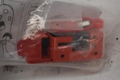 Master Lock Grip Tight Circuit Breaker Lockout 491B 493B Lot Of 2 Red Toggle