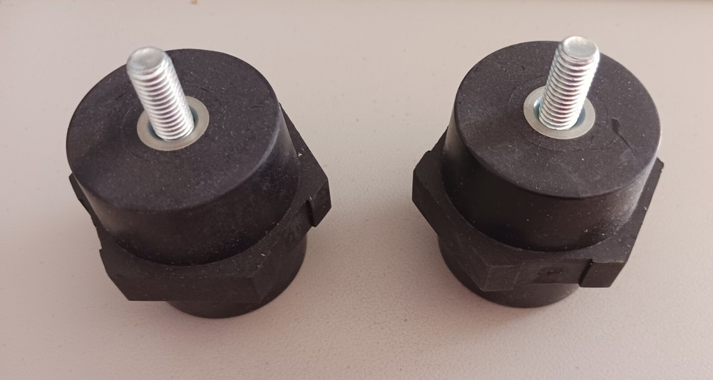 Nvent/Eriflex Low-voltage insulators. 542070 ISO-TP. (2 pk). NEW. Free Shipping