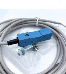 1PC NEW FL2S-4J6HD-R5 Proximity Switch