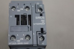 UNUSED SIEMENS SIRIUS POWER CONTACTOR 3RT2025-1BB40-1AA0