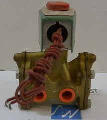 Asco Red Hat 8316C16 Solenoid Valve 5/8″ Orifice 3/8″ Pipe 120 Volt