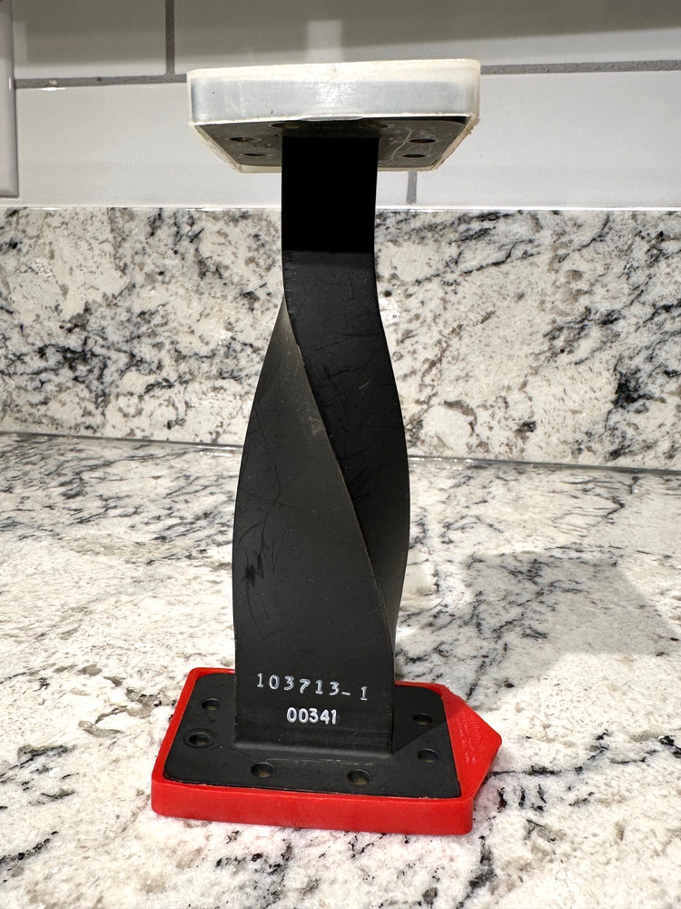 RIGID Twist 6″ Waveguide Black w/Red Caps 2.5″ Ends 103713-1 00341 Untested