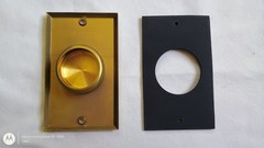 BRASS PLATE FLOOR RECEPTACLE ARROWHART 15A 125V 2P 3W GRD BRUSH STAIN READ DESC