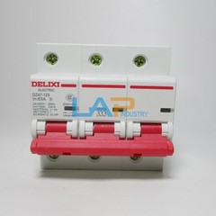 1PCS New For Circuit Breaker DZ47-125 3P 3-phase switch 63/80A/100A/125A