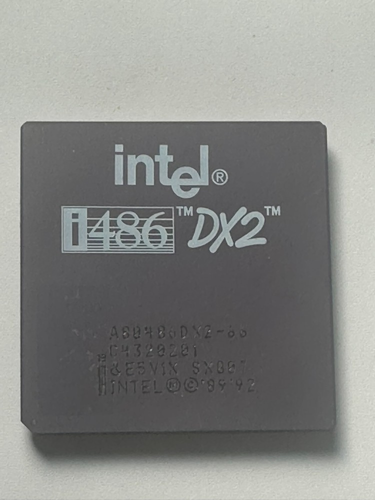 Intel 486 DX2 66 MHZ A80486DX2 SX807 i486 CPU Processor Gold Vintage