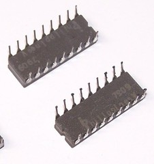 2 – Vintage Intel MD2147/B 7909 27A97 Philip 2147 4096 SRAM RAM 18 Pin Cer DIPs