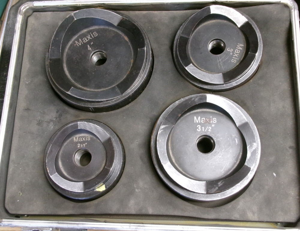 SOUTHWIRE MAXIS MAX PUNCH COUNDUIT KIT 2-1/2″ TO 4″ INCH USED #G7