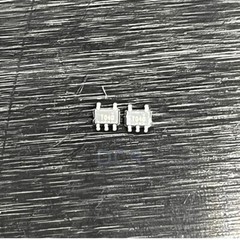 New Old Stock Fairchild NC7ST04P5X 5-Pin Logic HST Inverter CMOS TTL Compatible