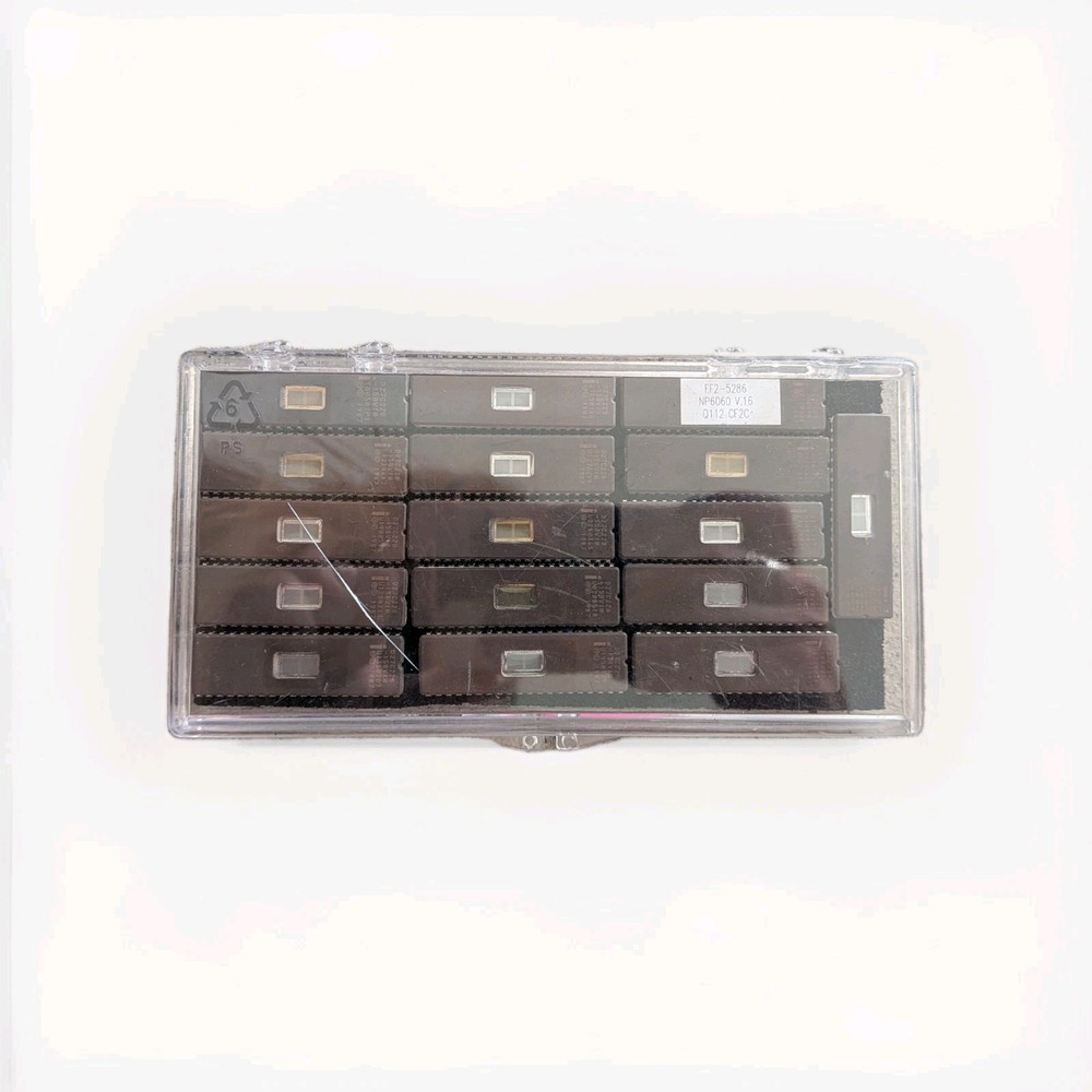 D27C220-200V10 INTEL VINTAGE 27C220 40PIN CERDIP IC COLLECTIBLE EPROM NEW QTY-16