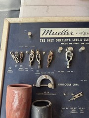 Vintage Mueller Electric Point-of-Sale Advertising Display Nice Rare Cool