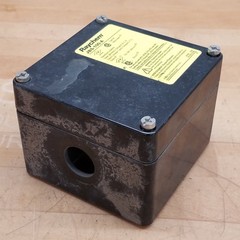Raychem JBS-100-A Heating Cable Power Connection Junction Box – USED