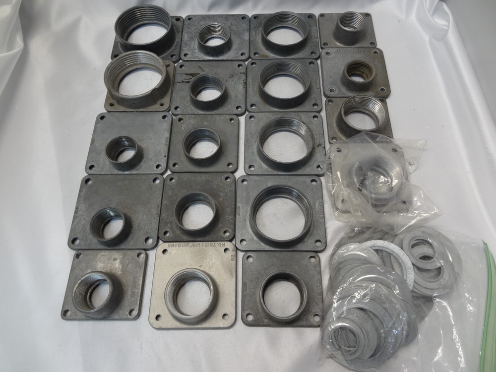 LOT OF (19) MISC. CONDUIT METER HUB SOCKETS + (50) REDUCING WASHERS