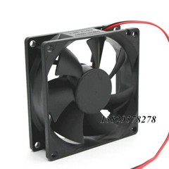 1pc new QF8025HS2 24V 0.18A 8CM