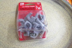 Gardner Bender PSG-15, Low Voltage Staples, 7/16″ pkg of 15
