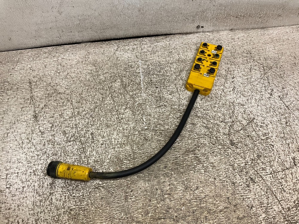 Lumberg Automation ASBV 8/LED-5-242-RS190 I/O Block ASBV8/LED5242RS190 (TSC)