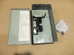 NEW Siemens E0408ML1125S 125 Amp Load Center Panelboard Main Breaker 8 Space