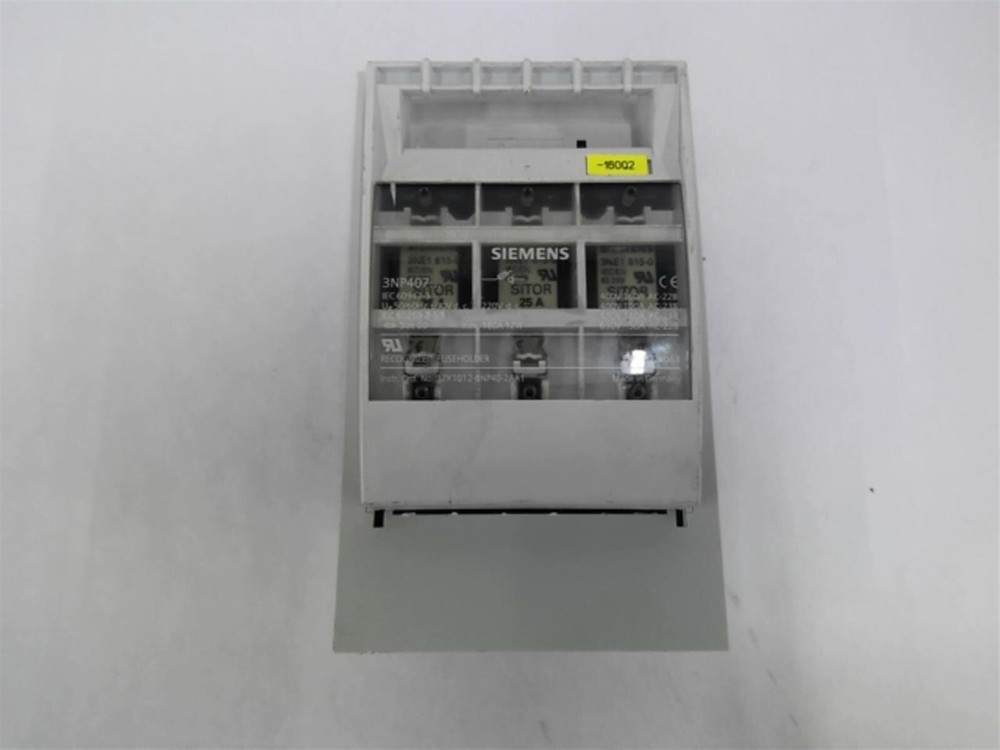 Siemens 3NP407 IEC 60947-3 Fused Isolated 100 Amp 600 Volts