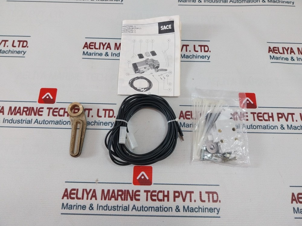 ABB Insulating Plate with Screws and Washers 100/130V DC-AC