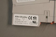ALLEN BRADLEY 1734-IE2C SER C RTBS MB DIGITAL SINK INPUT MODULE