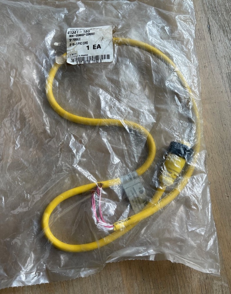 BRAD HARRISON WOODHEAD 41381-18G MINI-CHANGE CORDSET 300V 5.6A 5P FEMALE 3′ NEW