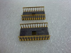 Lot of 2 UNUSED RARE Vintage Collectible Integrated Circuit IC Chip gold