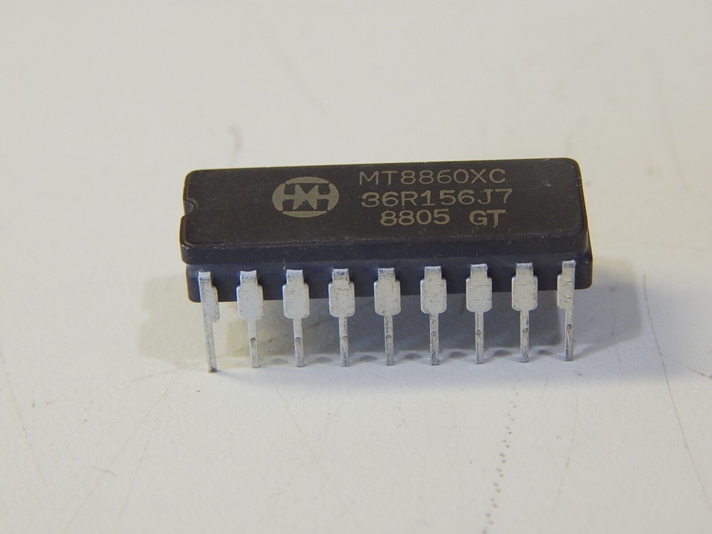 MITEL MT8860XC DTMF DECODER 16 TONE 18 PIN DIP IC – USA SELLER FAST SHIPPING