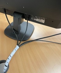 Spiral Wrap Cable Binding Tidy Leads on TV / PC / Home Cinema / CCTV Wires Hide