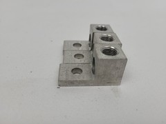 Lot of 3 – KA25U Burndy Mechanical Lug w/ Hardware – Next Day Option – New