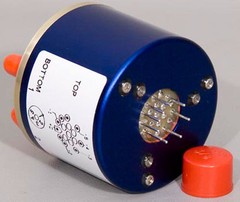 NEW Radiall SP5T .8-3 GHz 28 VDC RF SMA Coaxial Switch R584.303.263 R584303263