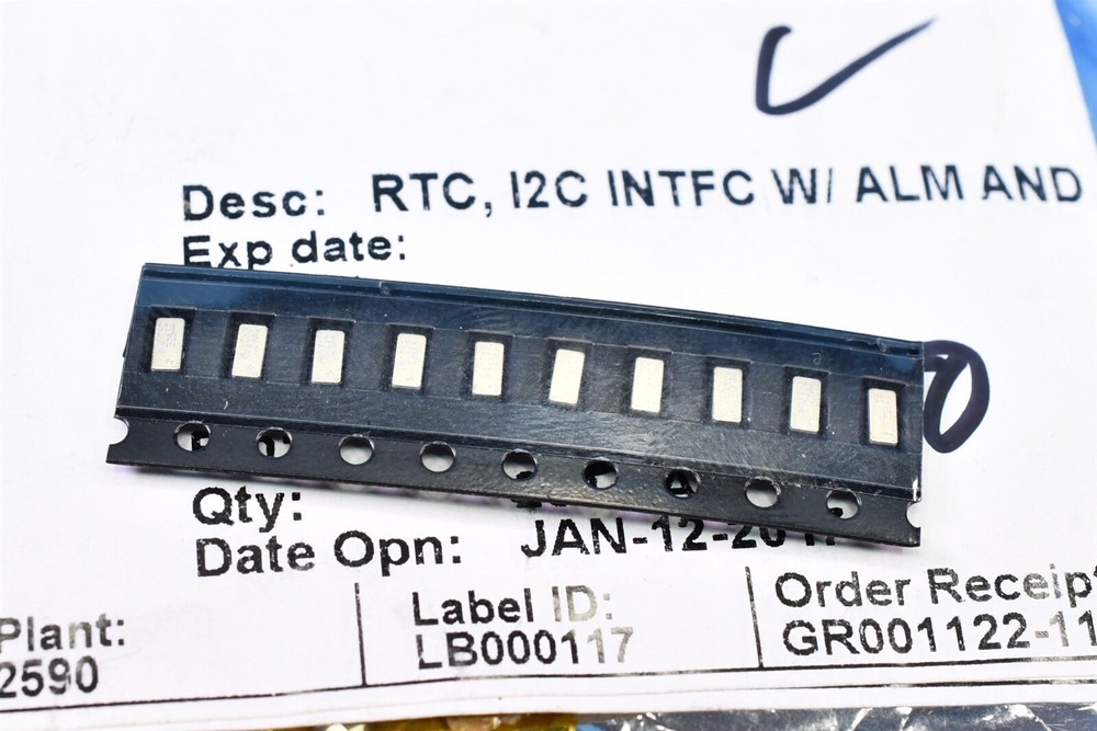 10 ST Real Time Clock RTC IC Clock/Calendar 12C 2-Wire Serial 8-LCC M41T62LC6F