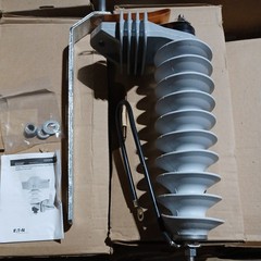 Eaton UHS27116P1T1C1E UltraSIL Housed VariSTAR MOV Arrester 27kV 22MCOV