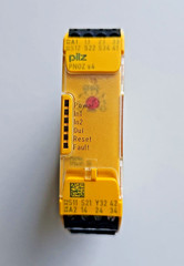 1PC Pilz PNOZ S4 24V Safety Relay 750104 New Fast Shipping