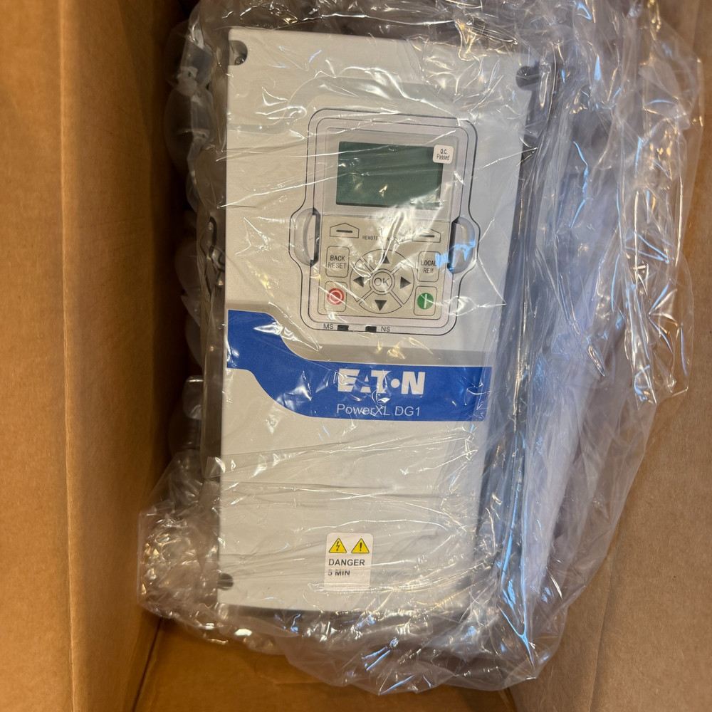 EATON Variable Frequency Drive DG1-324D8FB-C21C / DG1324D8FBC21C DG1 PowerXL NIB
