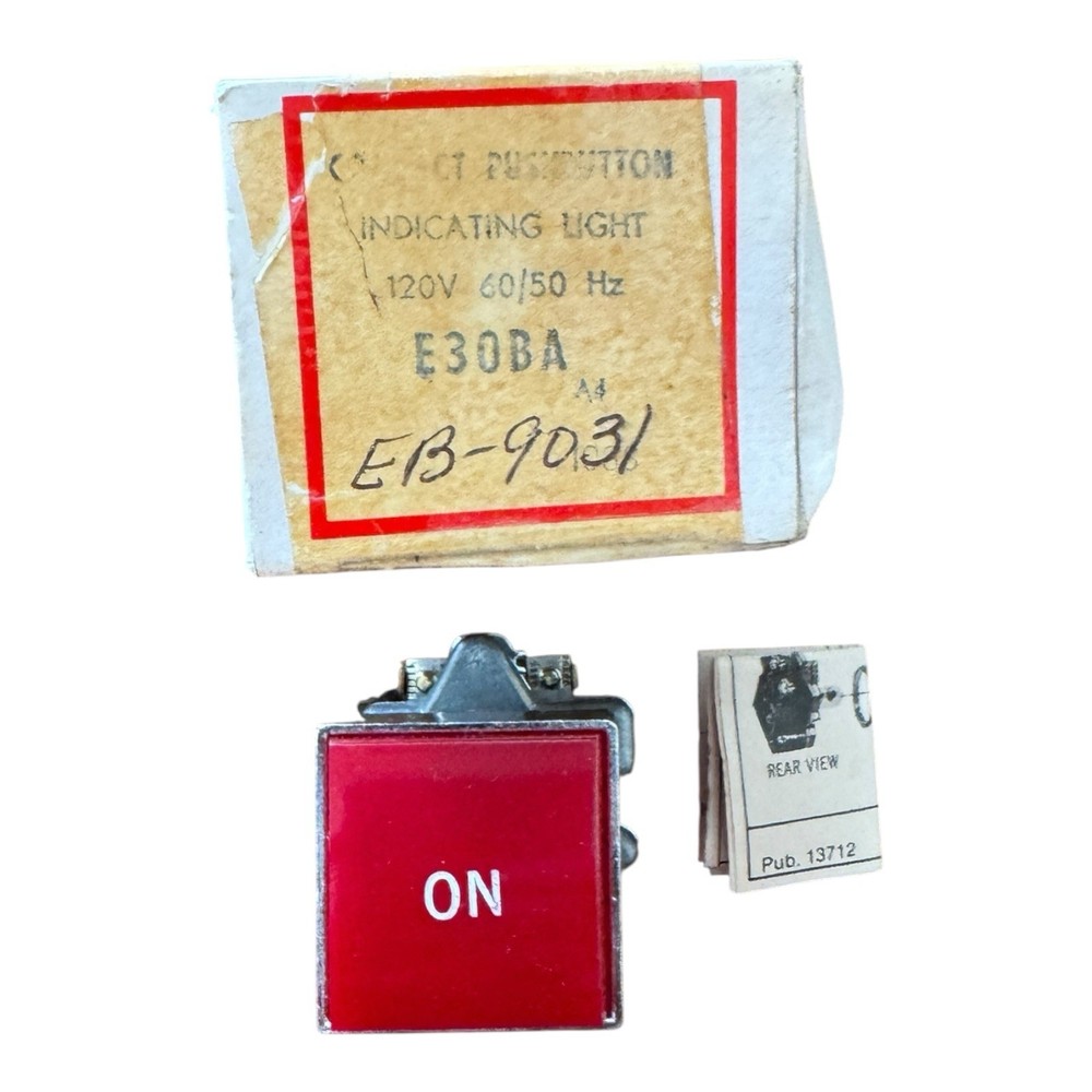 Cutler-Hammer Compact Pushbutton ON w/ Light 120V 50/60Hz E30EA