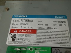 Siemens I-T-E XJ-L XC100-45G 100A 3ph 4W w/ Ground Copper Plug-In Duct 5′ Length