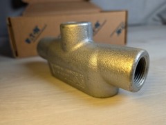 (Box of 5) Crouse-Hinds TB27 3/4″ Iron Form 7 Rigid Conduit Outlet Body NEW