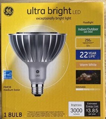 LED Outdoor Flood Light Bulb,Par38,Warm White Frosted,32-Watts,3000 Lumens -3766