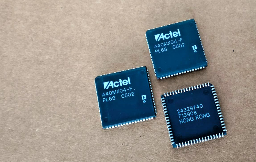 1PC- Microchip Technology/Actel A40MX04-FPL68 Field Programmable Gate Array
