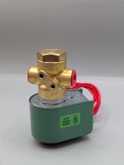 ASCO RED HAT 8320A170 Red Hat Solenoid Valve 1/4″ 3-Way 12VDC T176895-302112