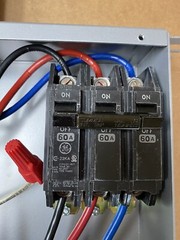 STARLINE TRACK BUSWAY CB225GHE28R-460R9S-4DG 60 Amp 240volt 22kaic Tap Box