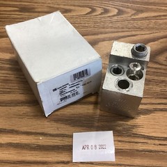ILSCO TA800MA2 D2242 TERMINAL LUG 3/0 – 400mcm Used