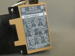 Allen-Bradley 700-P200A1 AC Relay Ser B 100/115-120V Type P