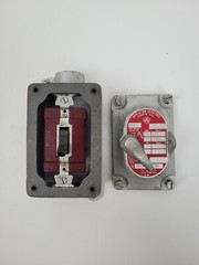 EFS175-F3W Appleton Electric 20 Amp 250 Volt 3-Way Snap Switch *NEXT DAY OPTION*