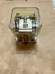 Square D 8501KX12V36 RELAY DPDT 15A 12V AC NEW WITHOUT BOX